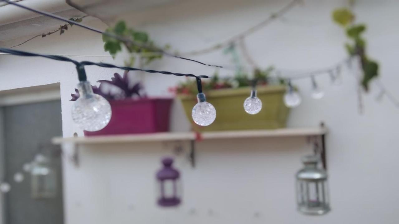 Naturalia: La Casita Con Patio Caces Buitenkant foto
